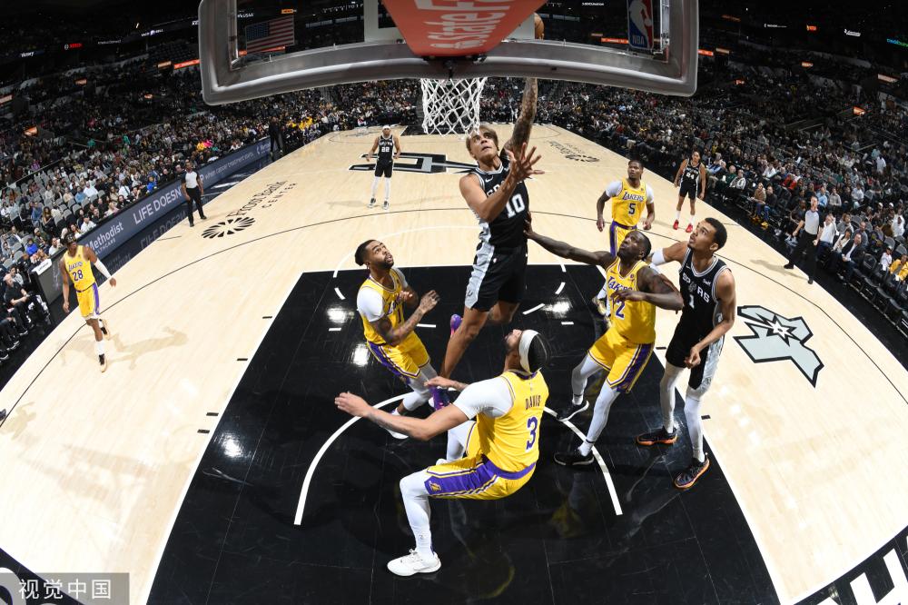 越来越多的 越来越多的